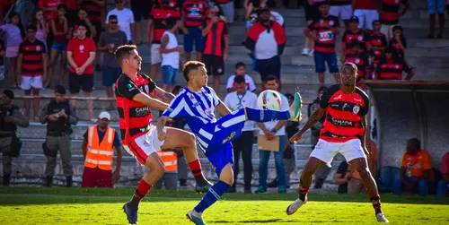 
				
					Campinense x Atlético-PB: Raposa vence por 1 a 0 e segue viva no Paraibano
				
				