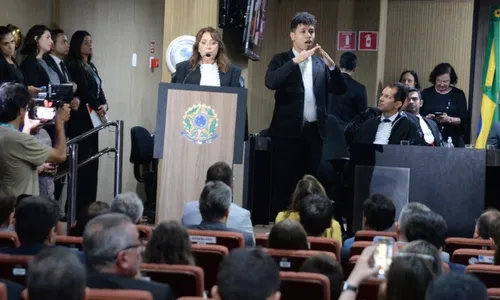 
                                        
                                            Desembargadora Agamenilde Dias é empossada presidente do TRE-PB
                                        
                                        