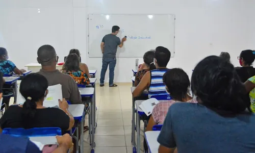 
                                        
                                            Seleção para alfabetizador em João Pessoa tem 100 vagas com bolsas de R$ 1,6 mil
                                        
                                        