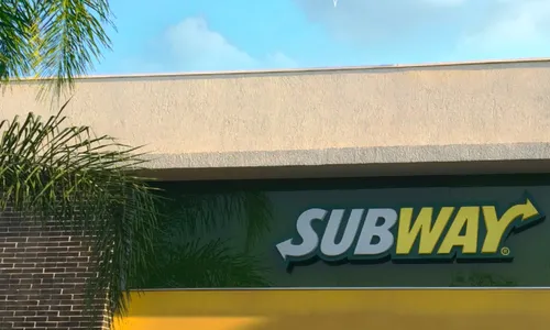 
                                        
                                            Subway pede recuperação judicial no Brasil; entenda
                                        
                                        