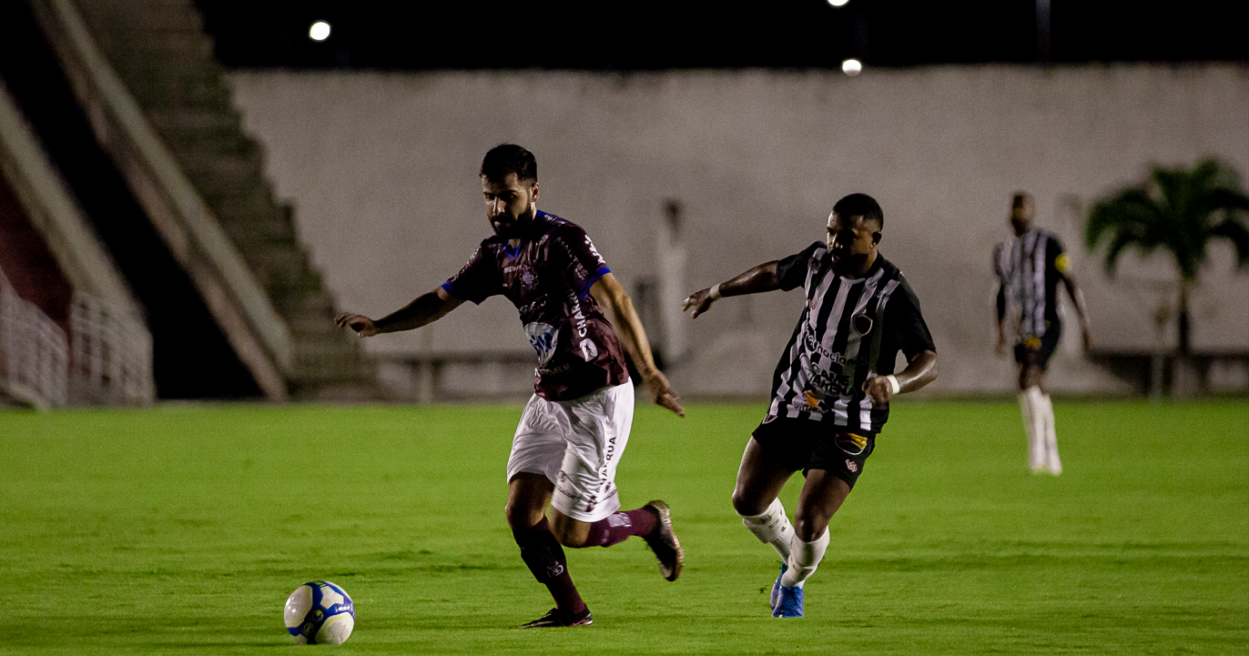 
				
					Botafogo-PB x Caxias: jogo pegado termina empatado pela Série C
				
				