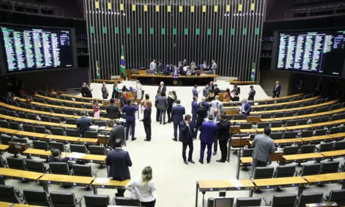 
                                        
                                            Câmara aprova proposta que retoma cobrança do seguro obrigatório DPVAT; veja votos da bancada paraibana
                                        
                                        
