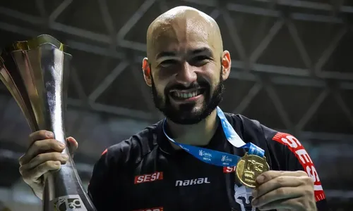 
                                        
                                            Thiaguinho é campeão de 2024 da Superliga Masculina de Vôlei com o Sesi-Bauru
                                        
                                        