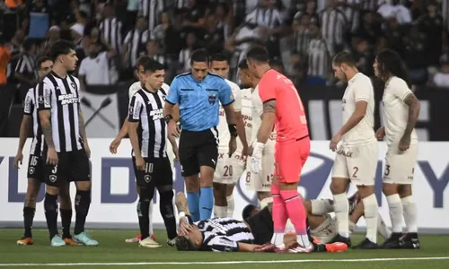 
                                        
                                            Tiquinho se lesiona em Botafogo 3 a 1 Universitario e preocupa o Glorioso
                                        
                                        