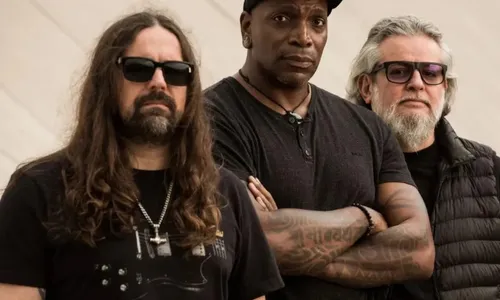 
                                        
                                            Sepultura em João Pessoa: show da turnê de despedida é confirmado no Imagineland 2024
                                        
                                        